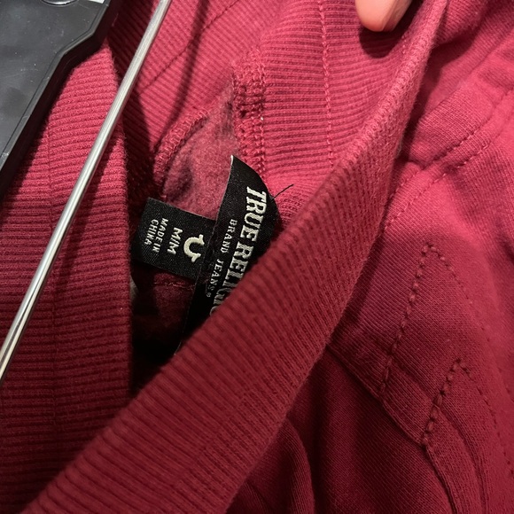 Maroon True Religion tracksuit (size medium men’s) - Picture 6 of 7